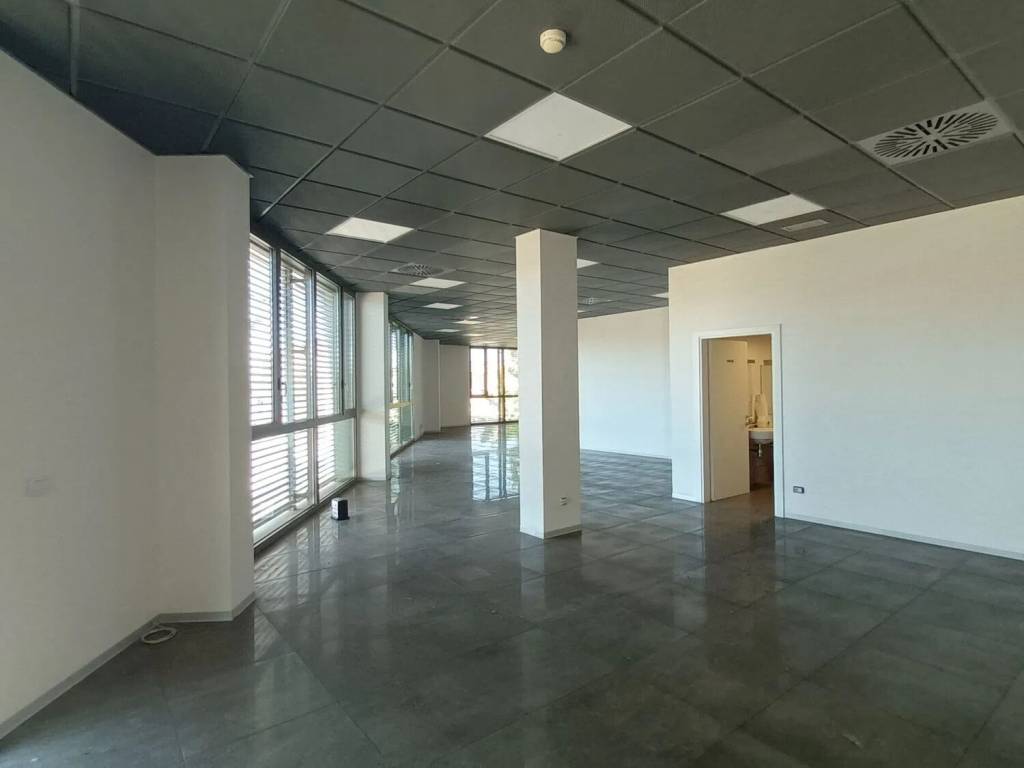 ufficio in affitto a Firenze in zona Rifredi