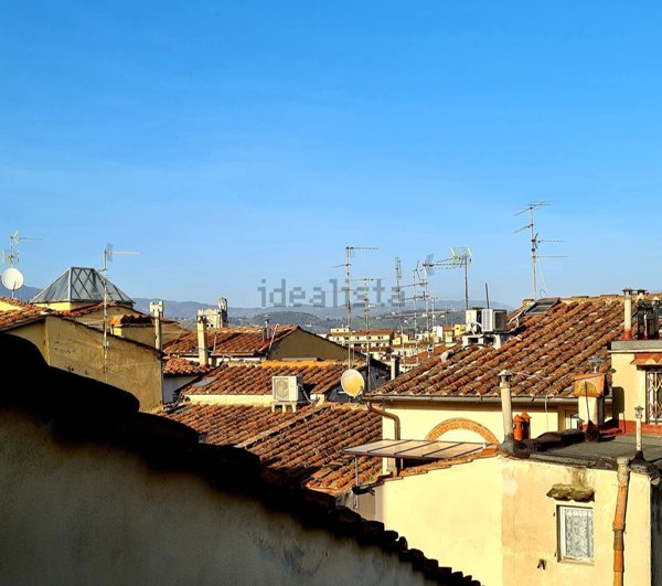 appartamento in affitto a Firenze in zona Centro Santa Maria Novella