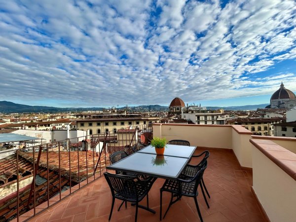 appartamento in affitto a Firenze in zona Centro Santa Maria Novella