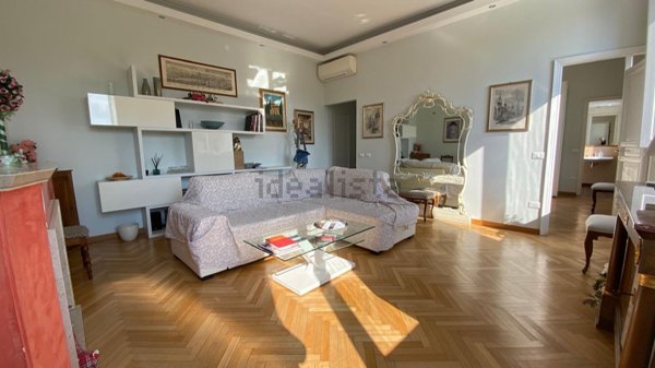 appartamento in affitto a Firenze in zona Centro Santa Maria Novella