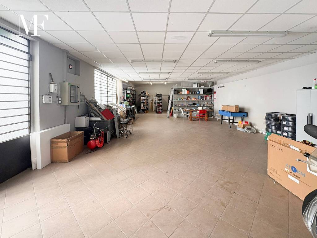 locale commerciale in affitto a Firenze in zona Gavinana