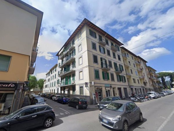 negozio in affitto a Firenze in zona Careggi