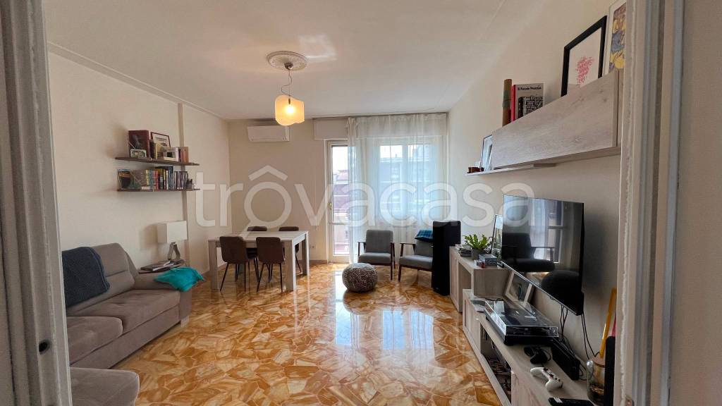 appartamento in affitto a Firenze in zona Gavinana