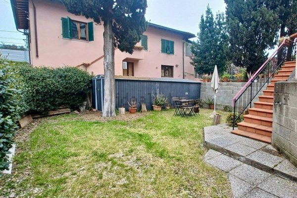 appartamento in affitto a Firenze in zona Varlungo