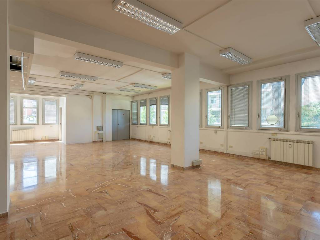 ufficio in affitto a Firenze in zona Careggi