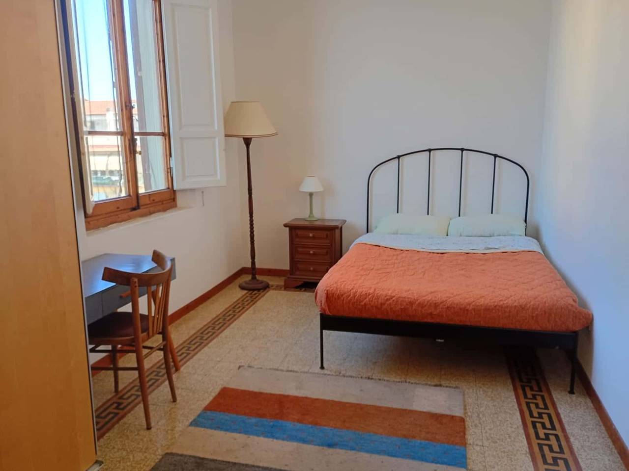 negozio in affitto a Firenze in zona Campo di Marte