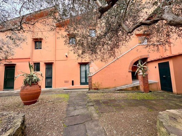 ufficio in affitto a Firenze in zona Badia a Ripoli