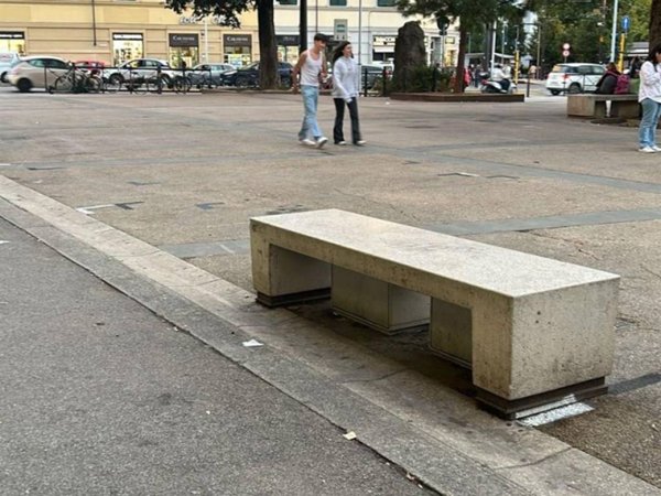 negozio in affitto a Firenze in zona Serpiolle