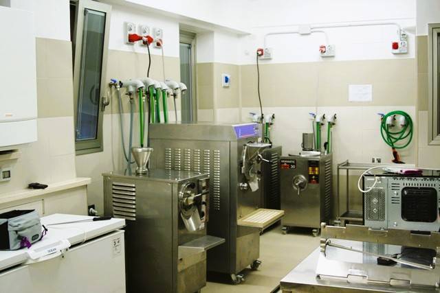 locale commerciale in affitto a Firenze