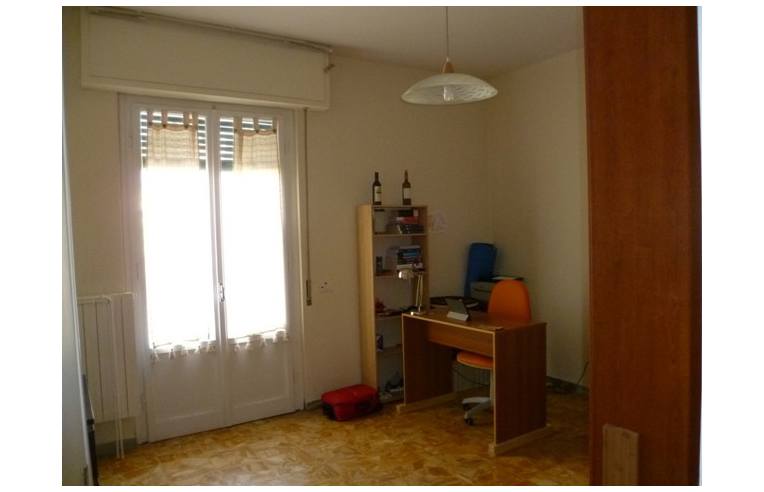 camera singola in affitto a Firenze in zona Firenze Nova