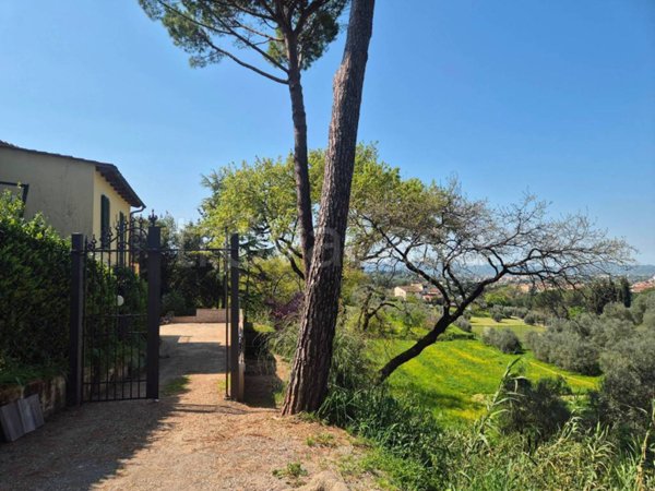 casa indipendente in affitto a Firenze in zona Soffiano