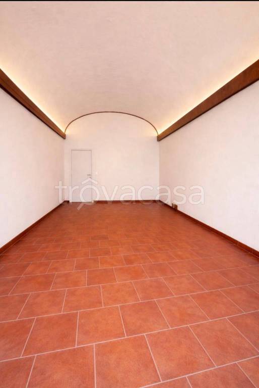 negozio in affitto a Firenze in zona Campo di Marte