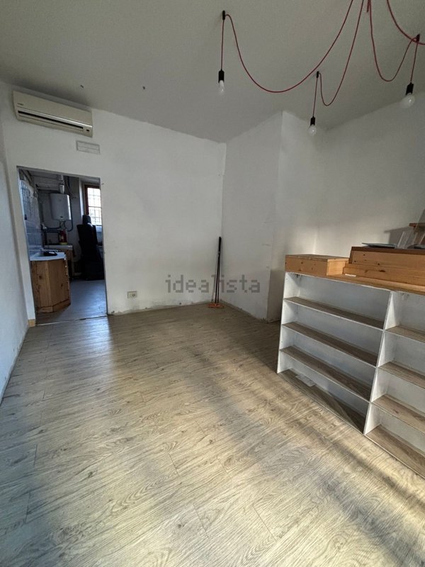 locale commerciale in affitto a Firenze in zona Le Cure