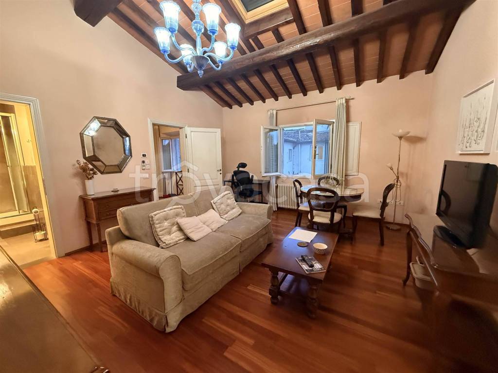 appartamento in affitto a Firenze in zona Centro Santa Croce