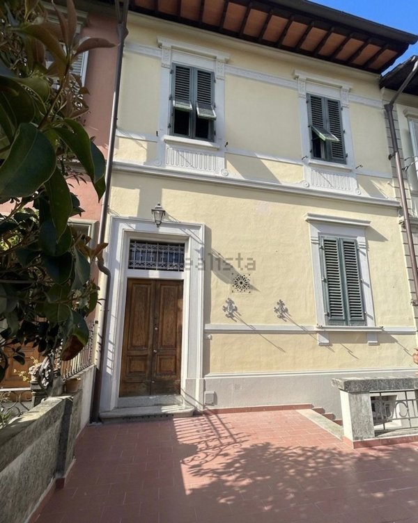 casa indipendente in affitto a Firenze in zona Pignone