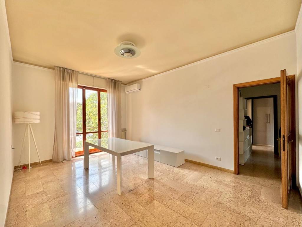appartamento in affitto a Firenze in zona Coverciano