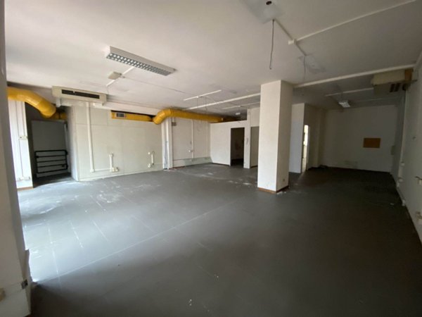 negozio in affitto a Firenze in zona Careggi