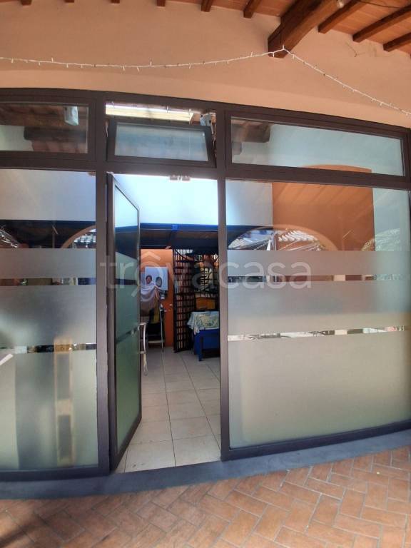 negozio in affitto a Firenze