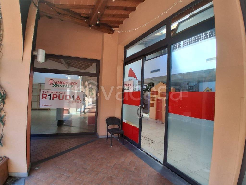 negozio in affitto a Firenze