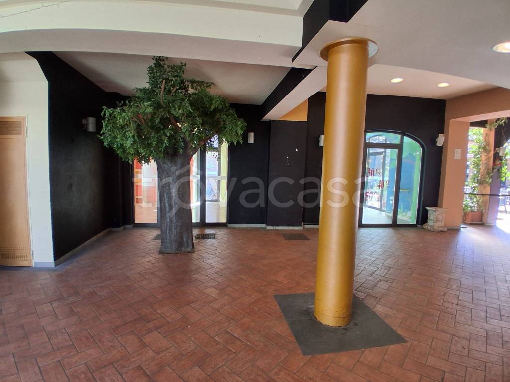 negozio in affitto a Firenze