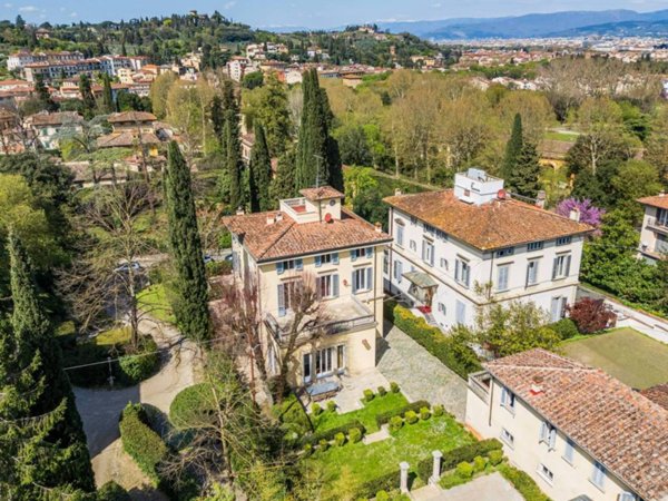 casa indipendente in affitto a Firenze in zona Porta Romana