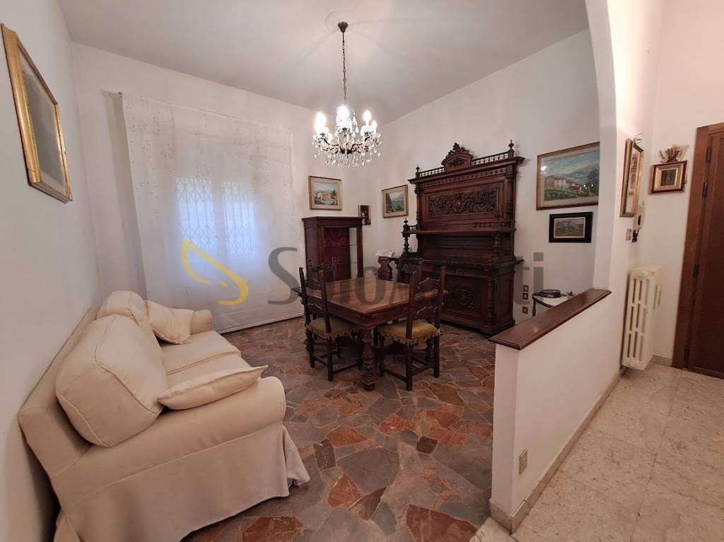 appartamento in affitto a Firenze in zona Coverciano