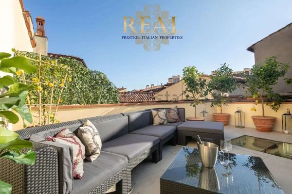 appartamento in affitto a Firenze in zona Centro Santa Maria Novella