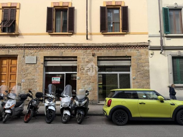 negozio in affitto a Firenze in zona Campo di Marte