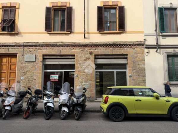 negozio in affitto a Firenze in zona Campo di Marte