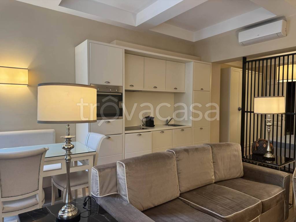 appartamento in affitto a Firenze in zona Centro Santa Maria Novella