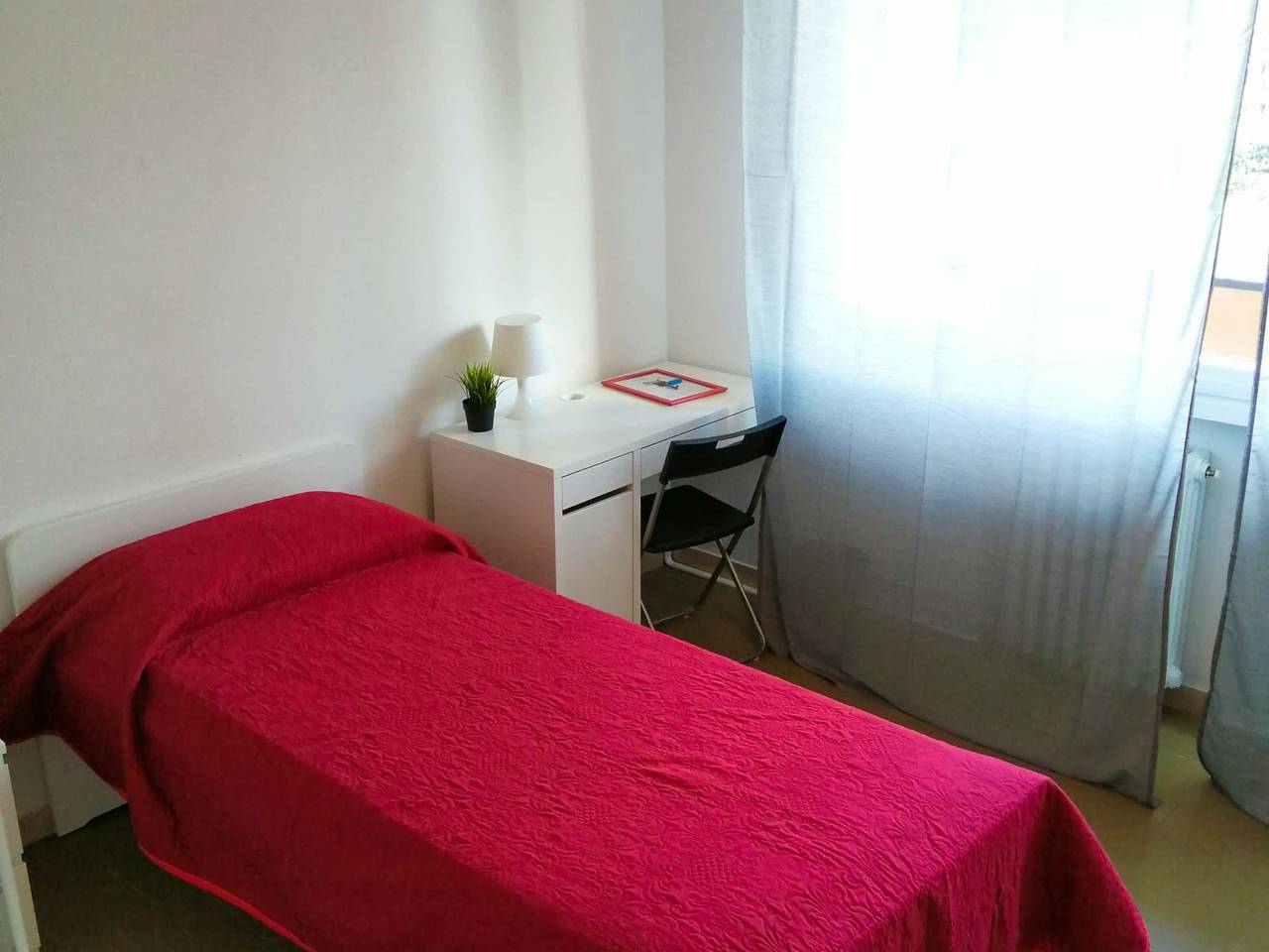 negozio in affitto a Firenze in zona Novoli