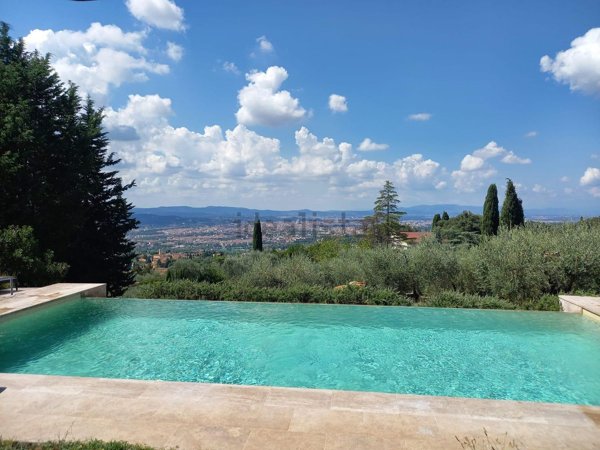 appartamento in affitto a Firenze in zona Settignano