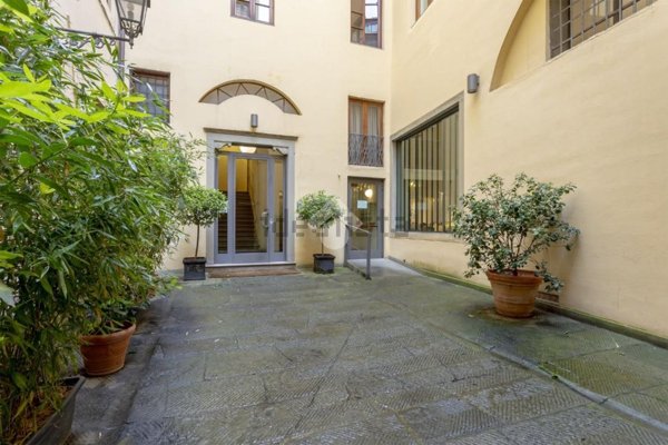 appartamento in affitto a Firenze in zona Centro Santa Maria Novella