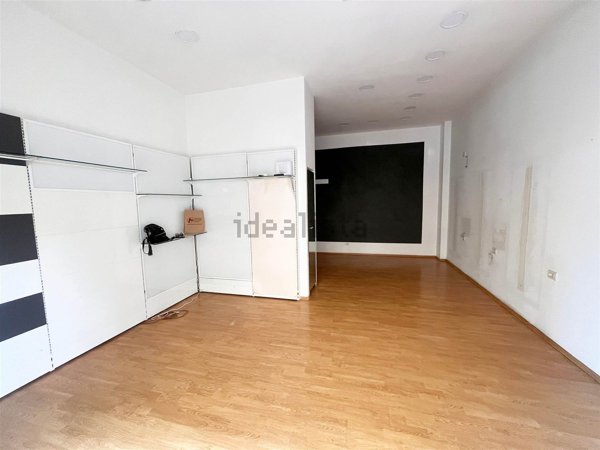 negozio in affitto a Firenze