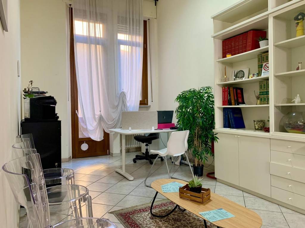 ufficio in affitto a Firenze