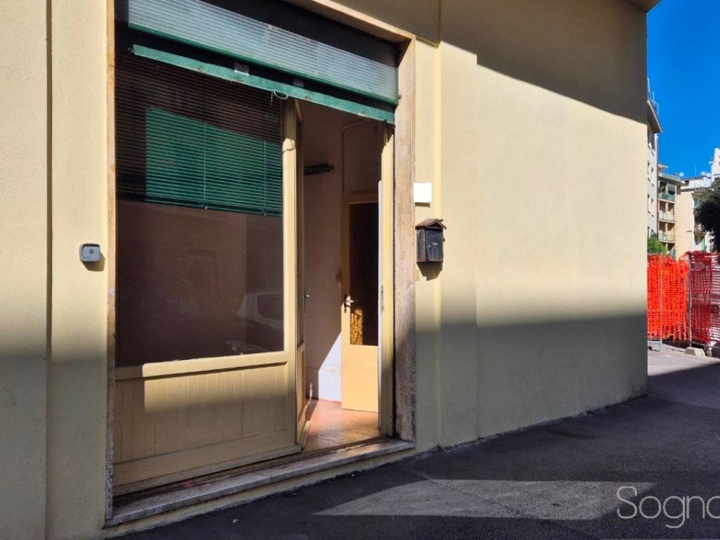 negozio in affitto a Firenze in zona Bellariva