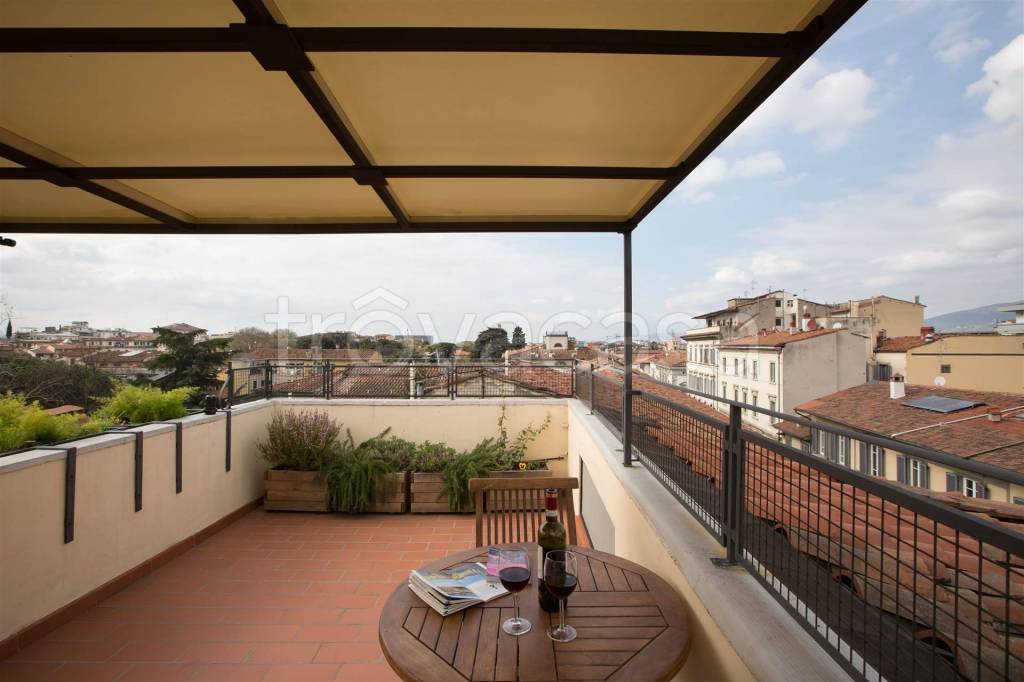 appartamento in affitto a Firenze in zona Centro Santa Maria Novella