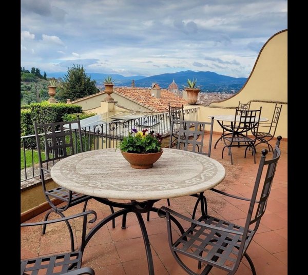 casa indipendente in affitto a Firenze in zona Porta Romana
