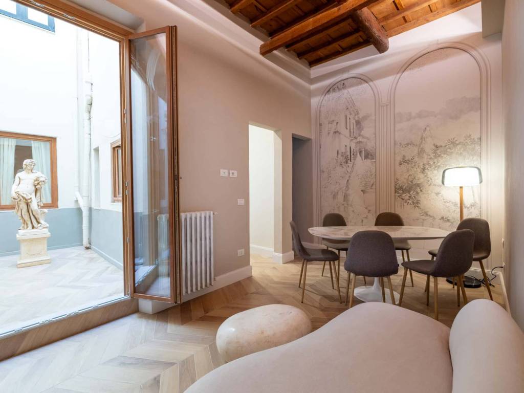 appartamento in affitto a Firenze in zona Centro Santa Maria Novella