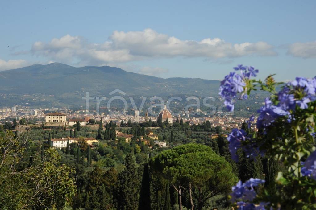 appartamento in affitto a Firenze in zona Pian dei Giullari