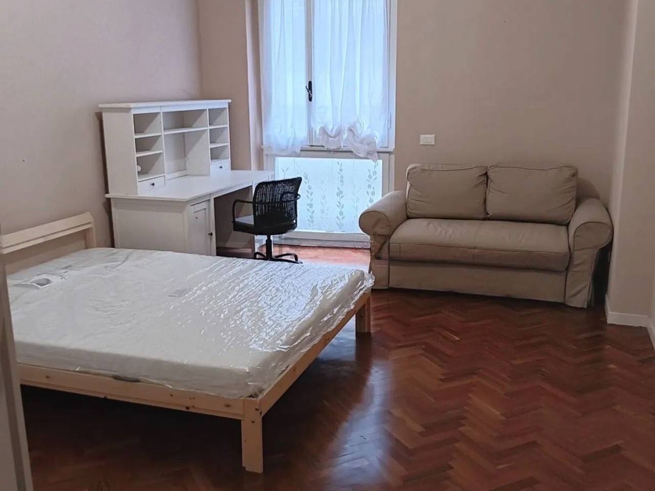 negozio in affitto a Firenze in zona Bellariva