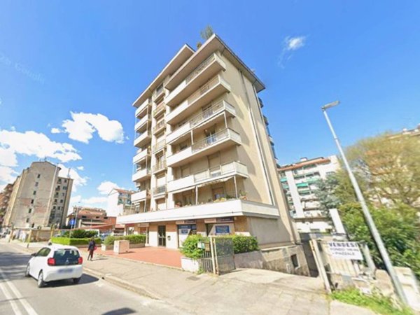 negozio in affitto a Firenze in zona Novoli