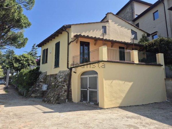 casa indipendente in affitto a Firenze in zona Pignone