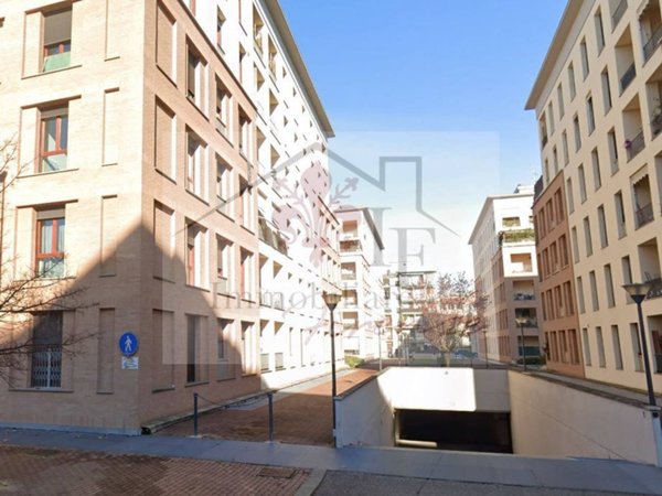 negozio in affitto a Firenze in zona Novoli