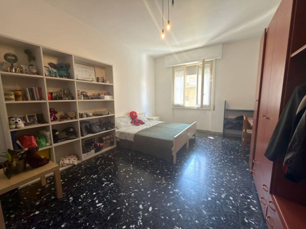negozio in affitto a Firenze in zona Statuto