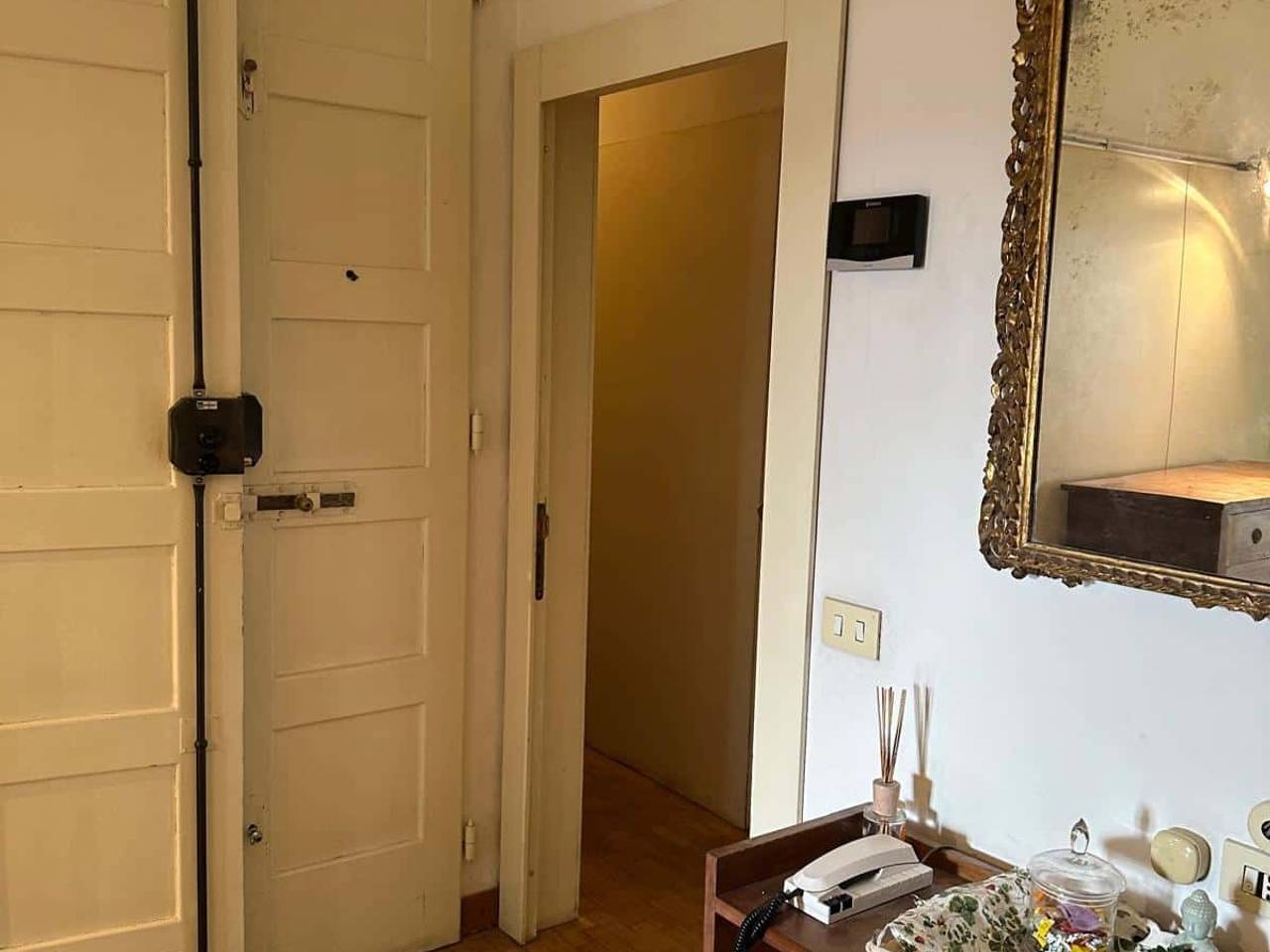 negozio in affitto a Firenze in zona Campo di Marte