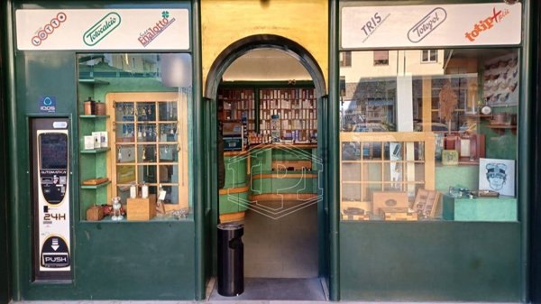 negozio in affitto a Firenze in zona Coverciano