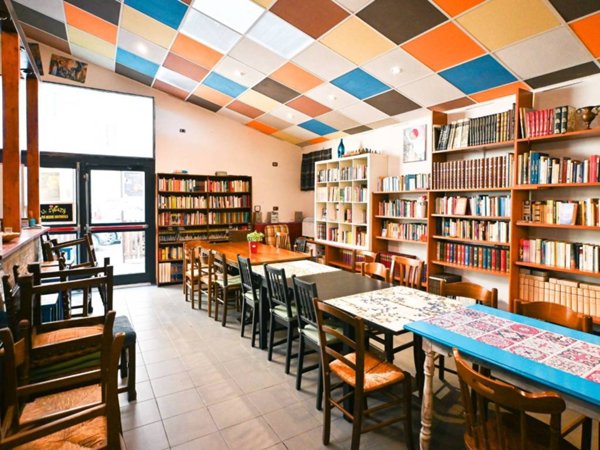 negozio in affitto a Firenze in zona Careggi
