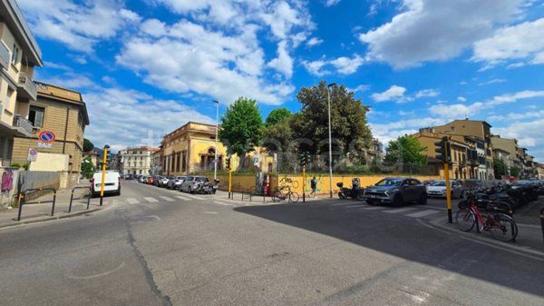 ufficio in affitto a Firenze in zona Le Cure