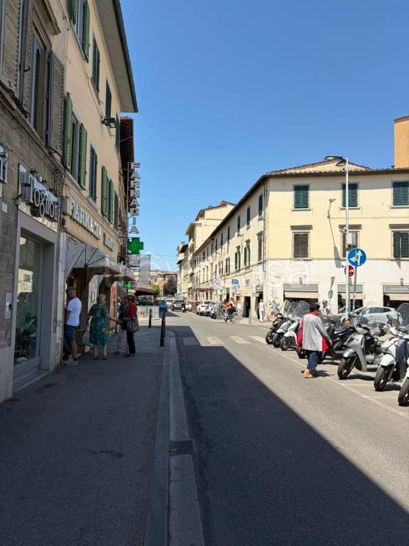 negozio in affitto a Firenze